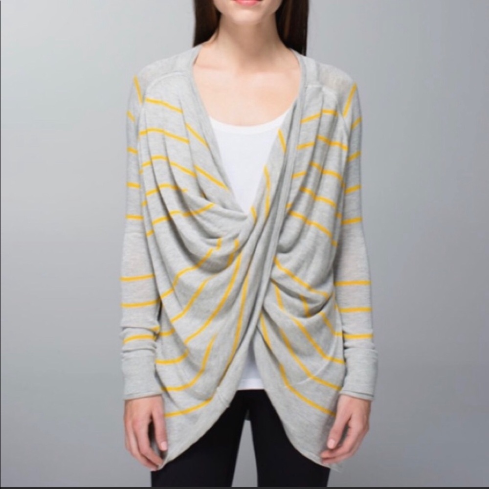 Lululemon Twist and Wrap Size 10